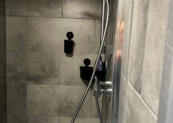 Garden House, Free Parking