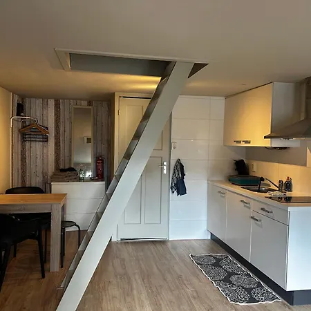 Garden House, Free Parking Διαμέρισμα